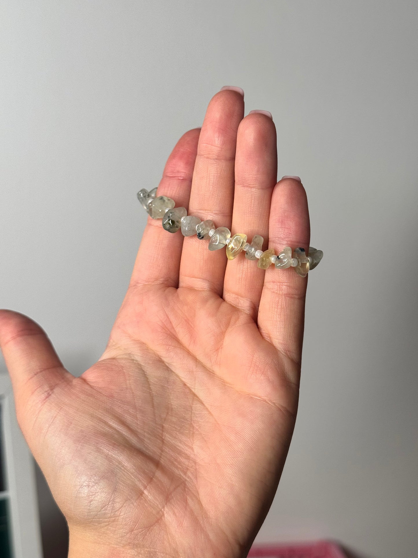PREHNITE bead bracelet