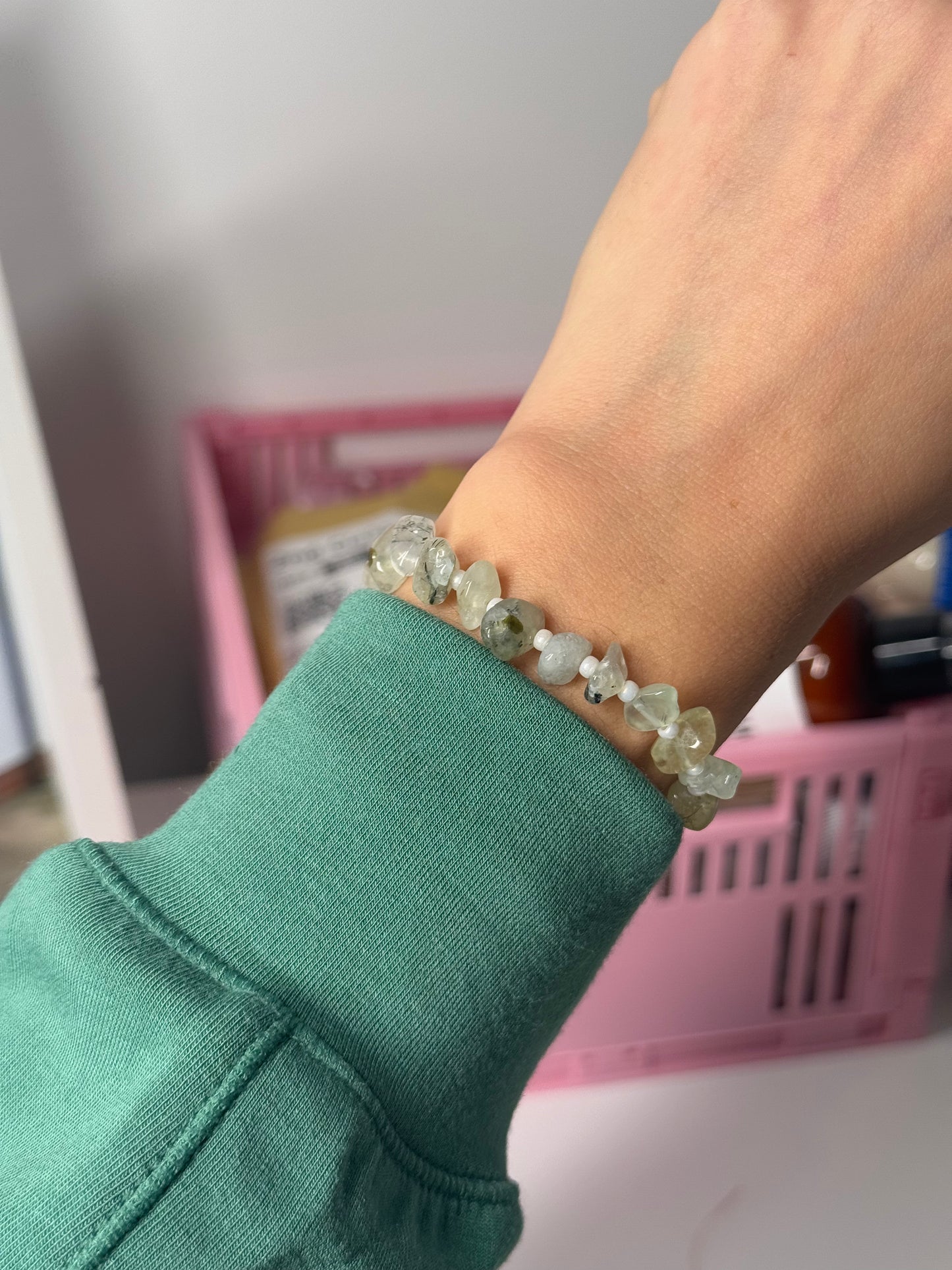PREHNITE bead bracelet