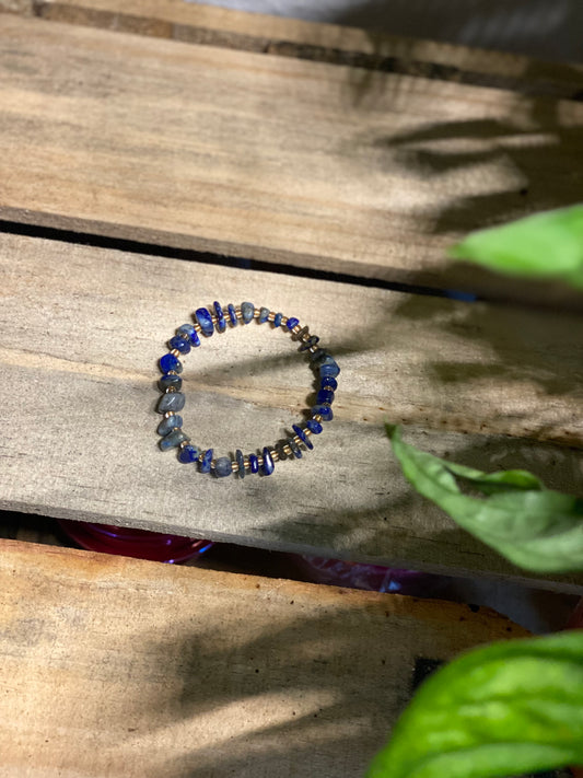 LAPIS LAZULI bead bracelet